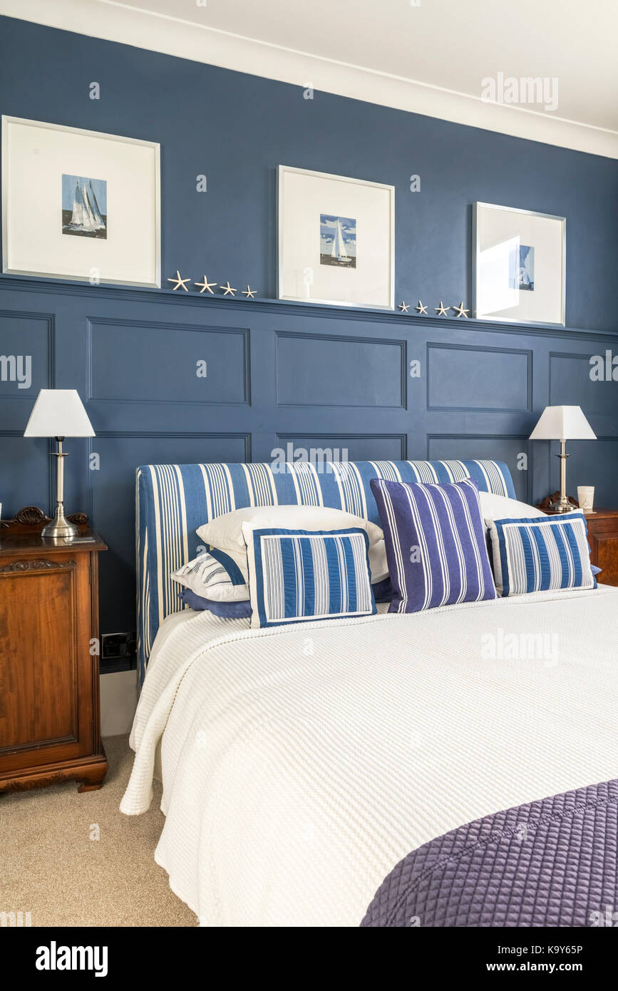 In un'ala a tema Seaside di una villa vittoriana, costiero, in stile Seaside, sofisticata e nautica. Marino, stile costiero. Foto Stock