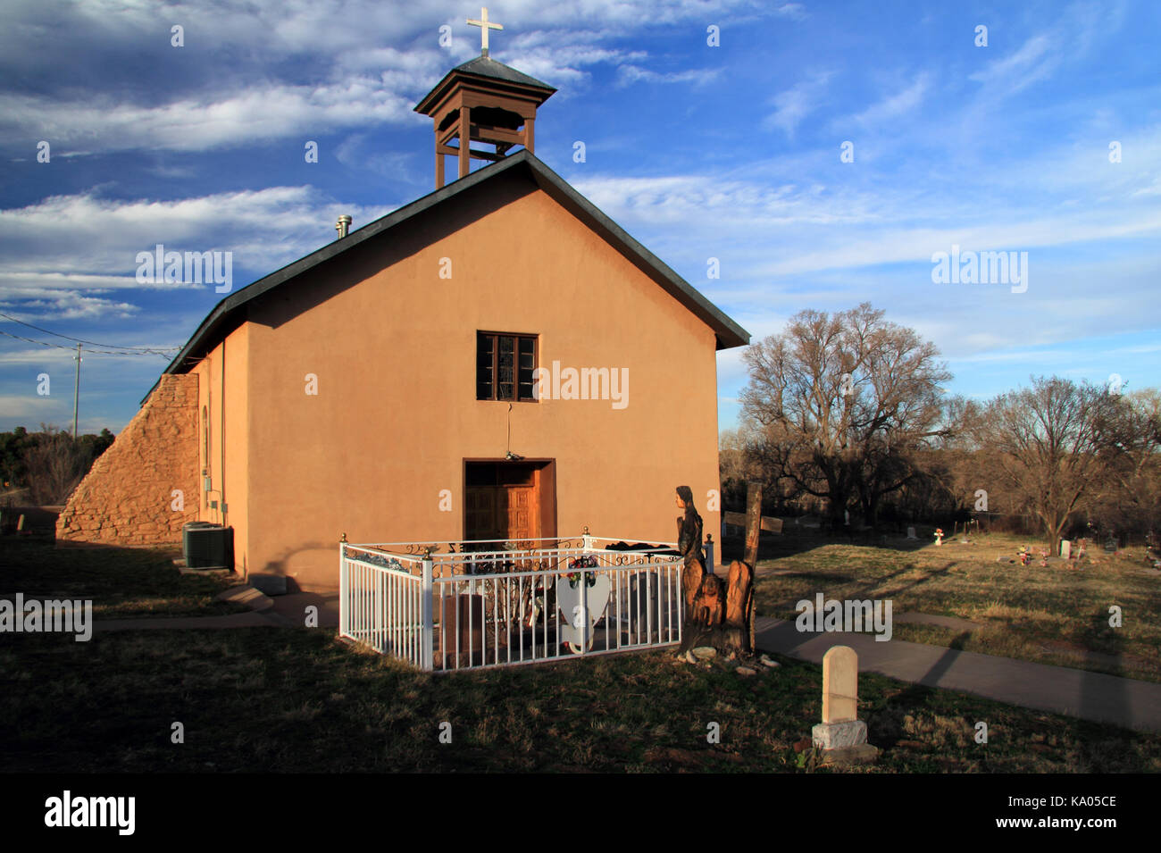 Nuestra Señora de los Dolores chiesa cattolica è uno dei numerosi storici siti religiosi che sono sparsi in tutto lo stato americano del New Mexico Foto Stock