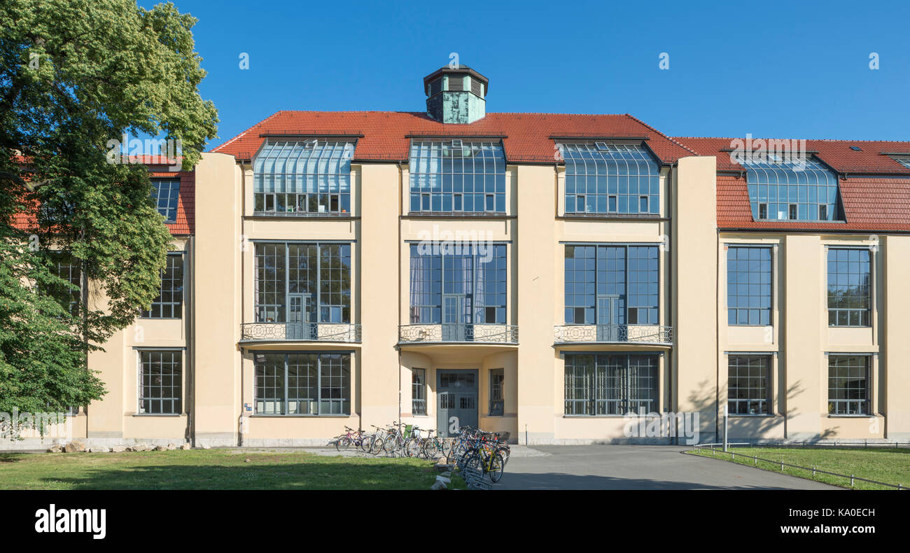 Edificio principale del Bauhaus-university, sito fondatore del Bauhaus, sito patrimonio mondiale dell'unesco, Weimar, Turingia, Germania Foto Stock