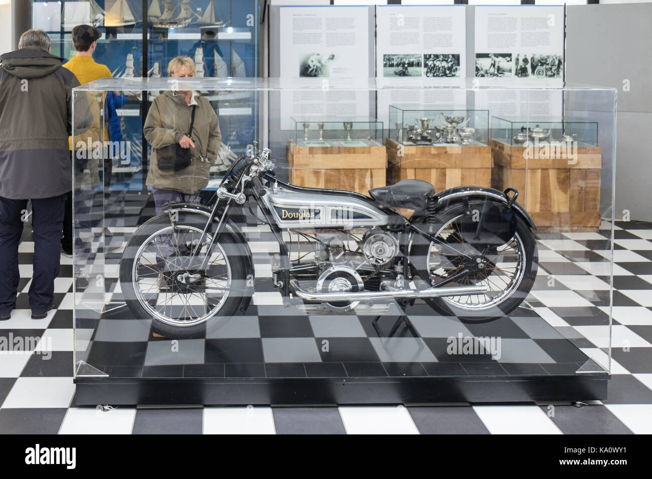 Famoso,ristrutturato,terra,velocità,record,supporto,Babs,auto,a,Museo di velocità,Museo,Velocità,Pendine,Sands,Beach,Carmarthenshire,West,sud,Galles,Welsh,UK, Foto Stock