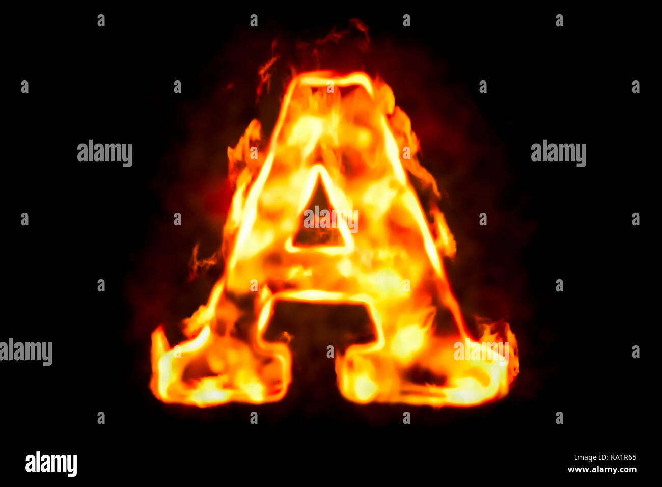 Fire lettera a della fiamma di fuoco luce, 3d rendering isolati su sfondo nero Foto Stock