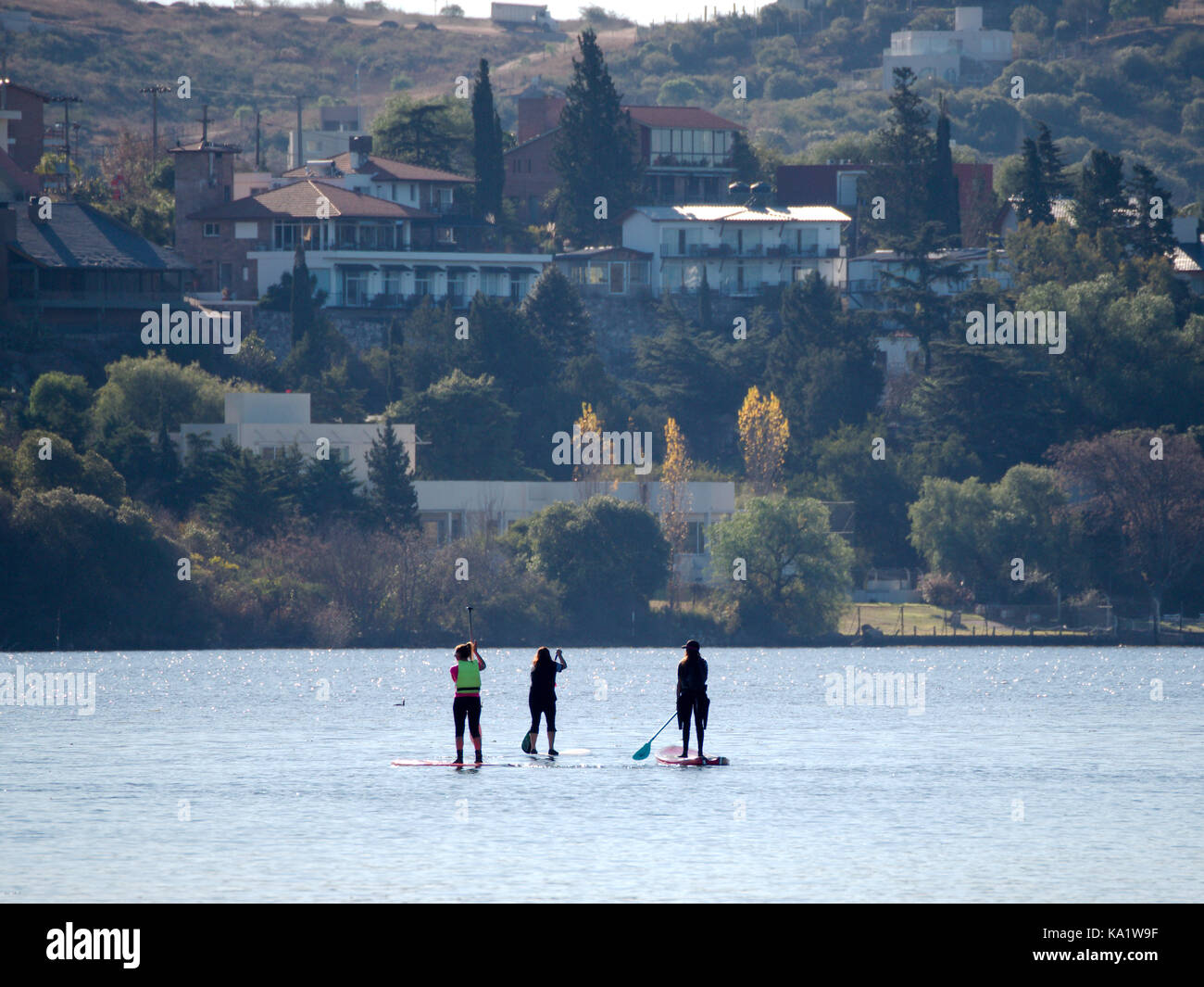 Villa Carlos Paz, Cordoba, Argentina - 2017: Vista sul lago di San Roque. Foto Stock