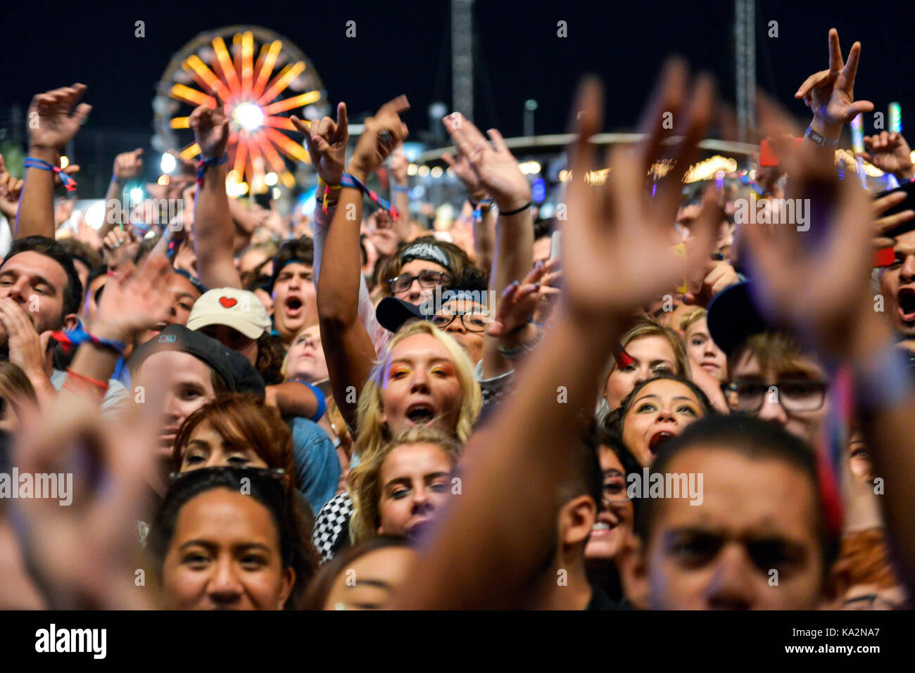 Las Vegas, Nevada - Settembre 23, 2017 - folla entusiasta a la vita è bella festa Giorno 2 nel centro di Las Vegas - Credit: Ken Howard/Alamy Live News Foto Stock