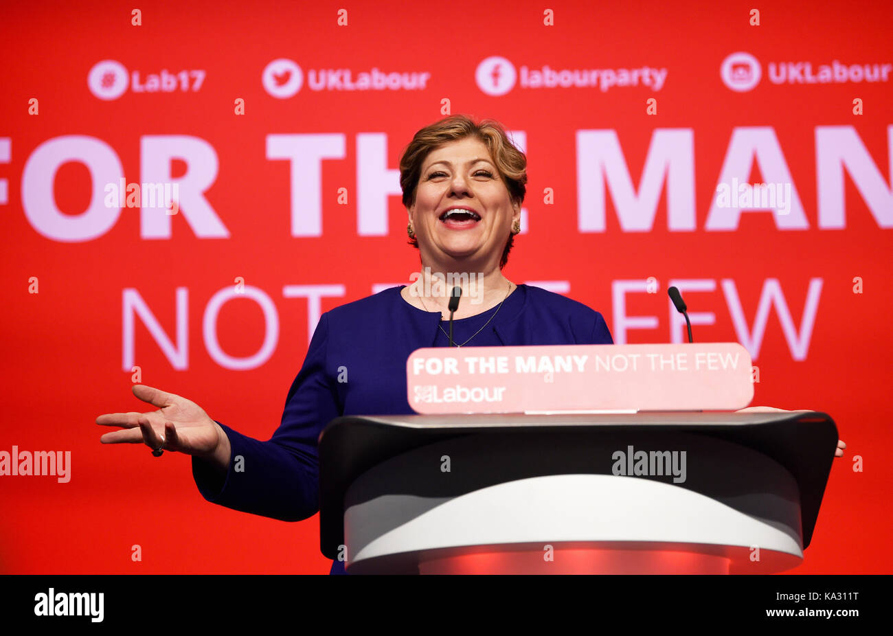 Brighton, Regno Unito. Xxv Sep, 2017. emily thornberry l ombra di primo segretario di stato parlando al partito laburista conferenza nel centro di Brighton oggi credito: simon dack/alamy live news Foto Stock