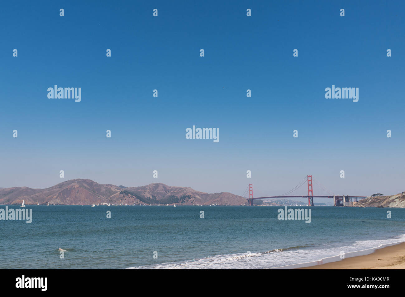 Vista generale del Golden Gate Bridge di China Beach a San Francisco, California, Stati Uniti d'America Foto Stock