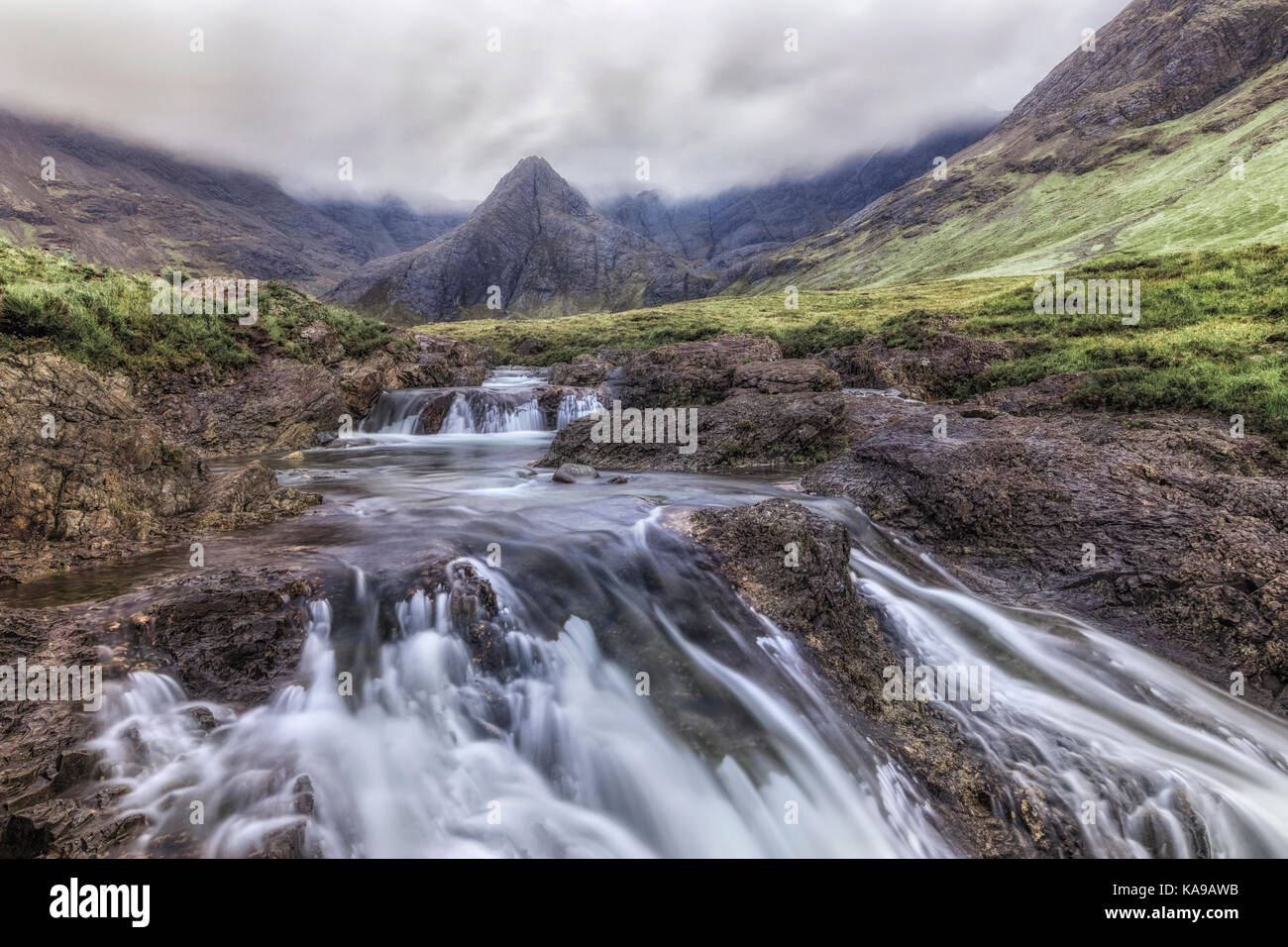 Fairy Pools, Glen fragile, Isola di Skye, Scozia, Regno Unito Foto Stock