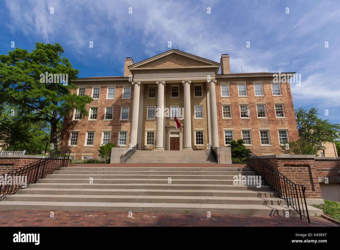 Edificio sud all'università di North Carolina a Chapel Hill a Chapel Hill, North Carolina. costruito nel 1814. Foto Stock