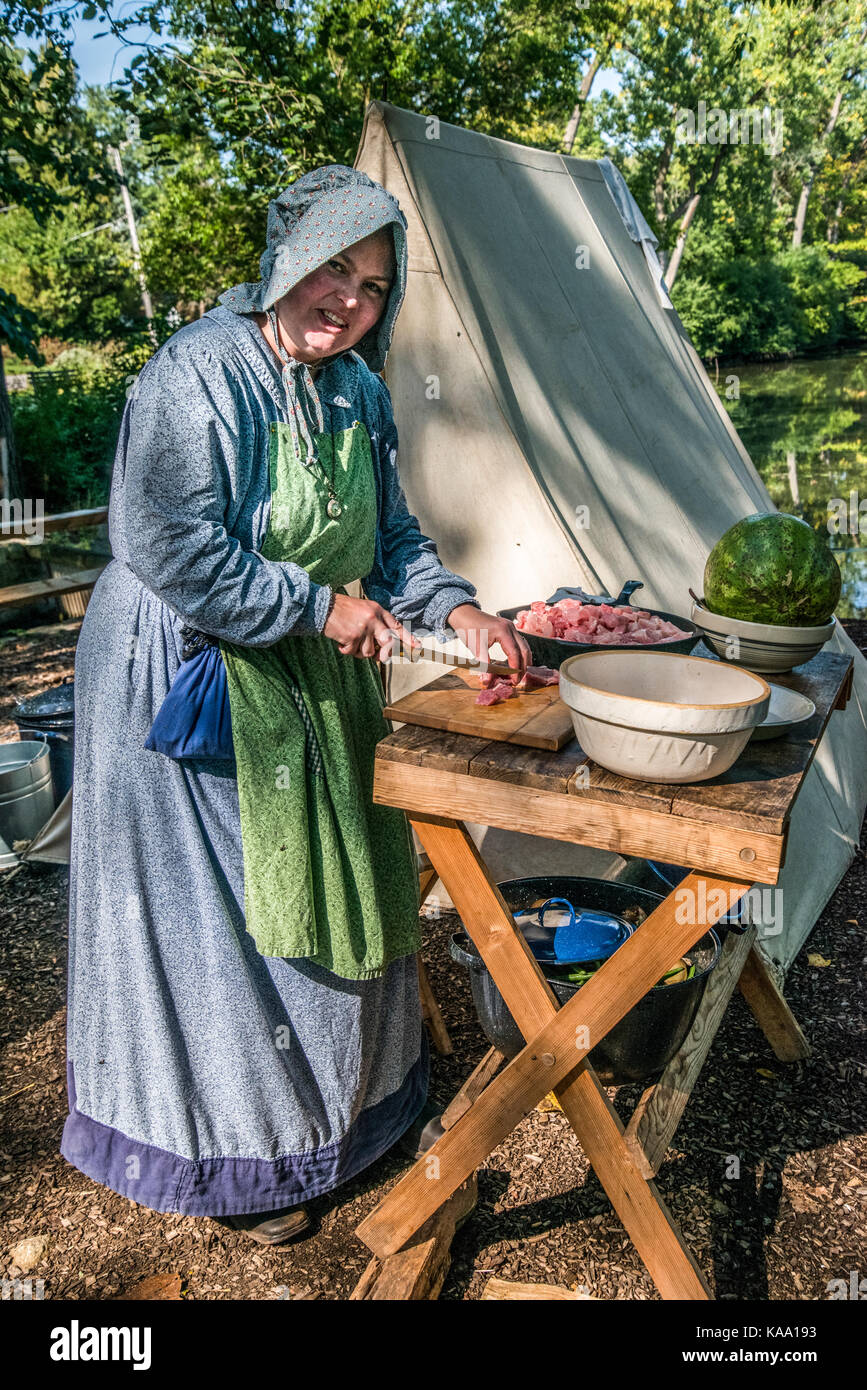 La guerra civile americana, il decimo Illinois guardie sandwich che hanno combattuto con General Sherman. Il camp cuoco nel periodo vestire Foto Stock