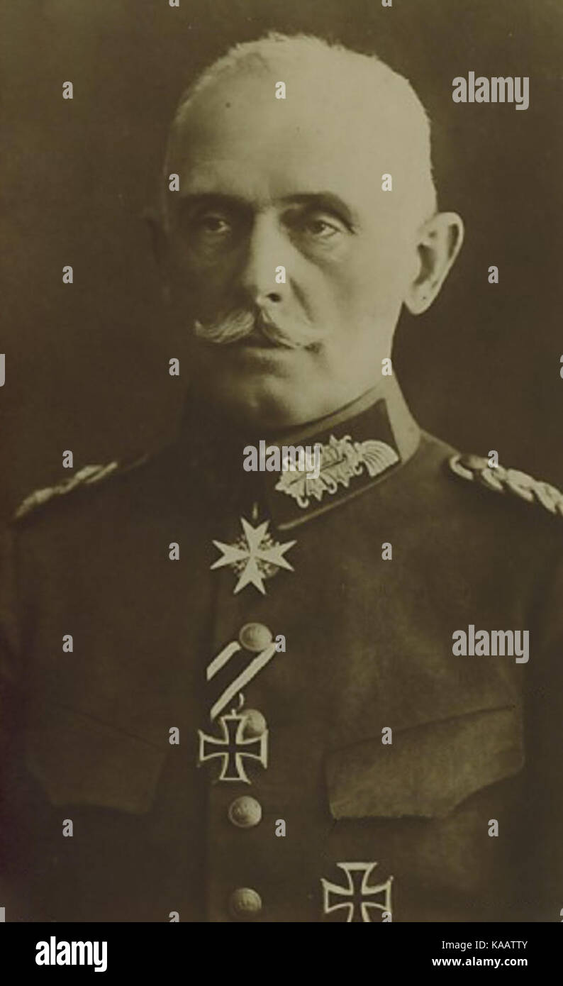 Questo titolo si riferisce a Riemann, probabilmente Georg Friedrich Bernhard Riemann, un matematico tedesco noto per i suoi contributi all'analisi, alla geometria e alla teoria dei numeri. Il suo lavoro sull'ipotesi di Riemann rimane un problema centrale in matematica. Foto Stock