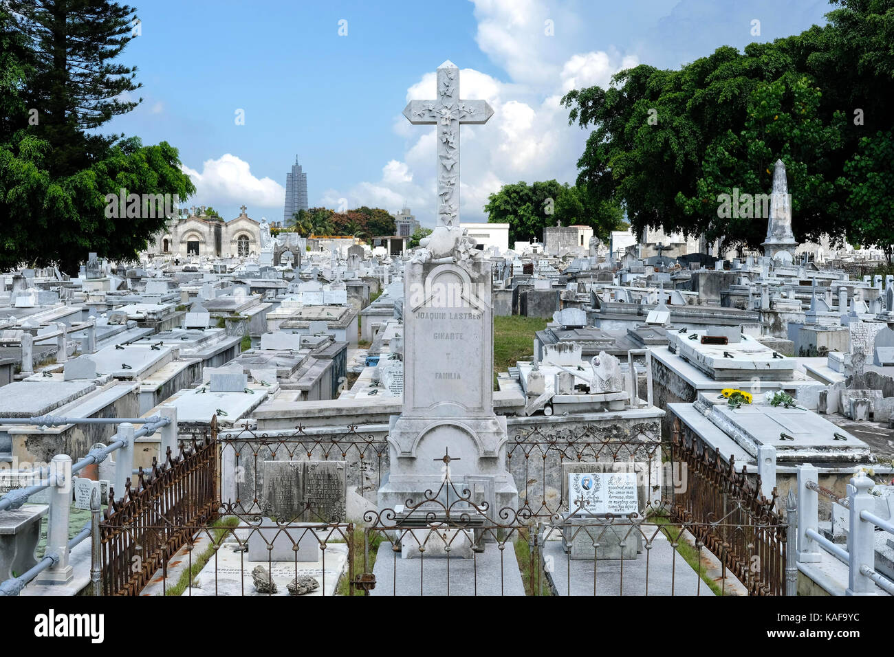 Necropoli di Cristobal Colon (Cementerio de Cristobal Colon) nel quartiere di Vedado a l'Avana, Cuba Foto Stock