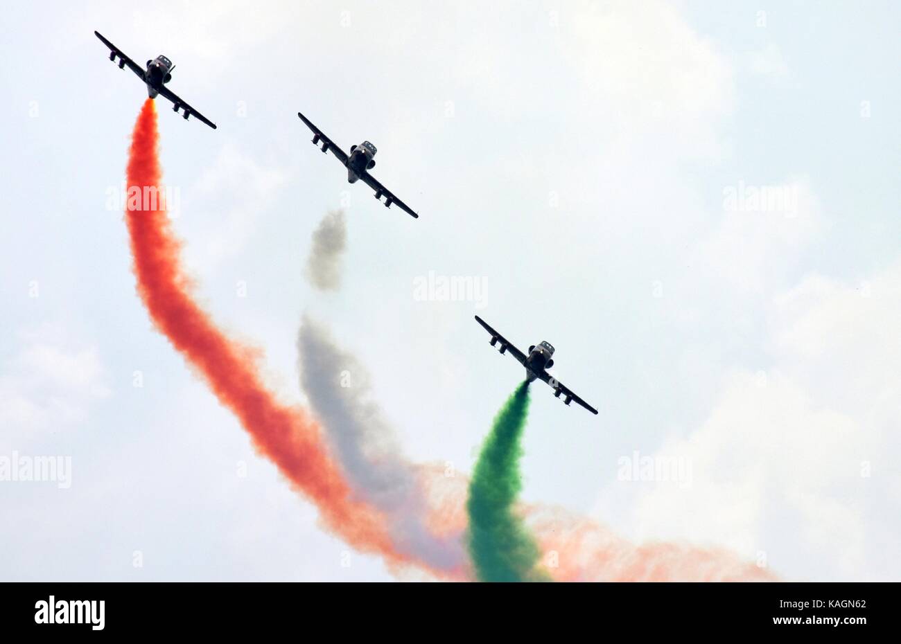 Gorakhpur, India. 26 Sep, 2017. gorakhpur: forza aerea indiana piloti mostrando la loro abilità durante la 85Air force day celebrazione in gorakhpur su 26-09-2017. Credito: prabhat kumar verma/Pacific press/alamy live news Foto Stock