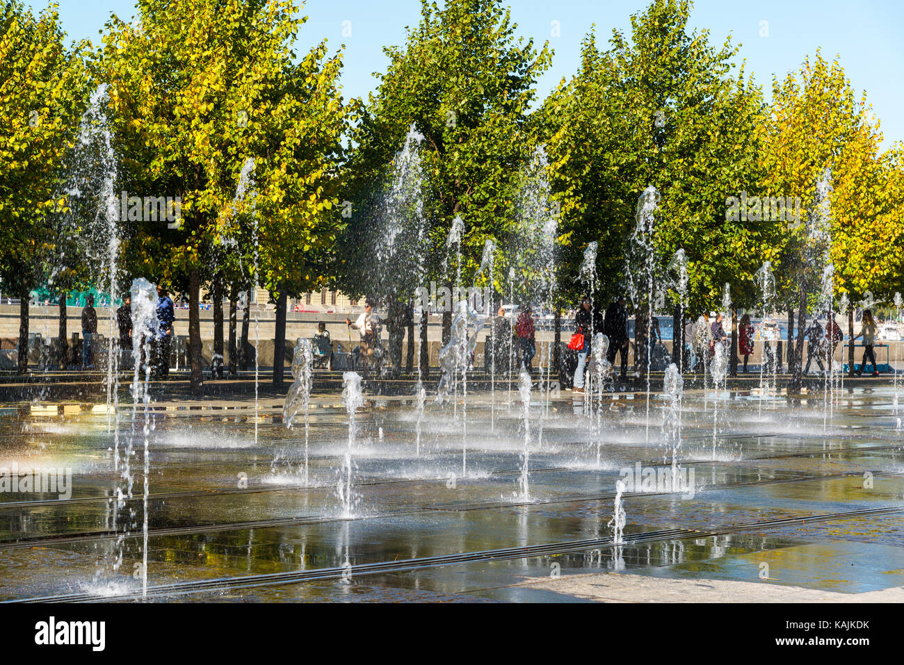 Mosca, Russia - 24 settembre. 2017. piazza fontana sul terrapieno della Crimea Foto Stock