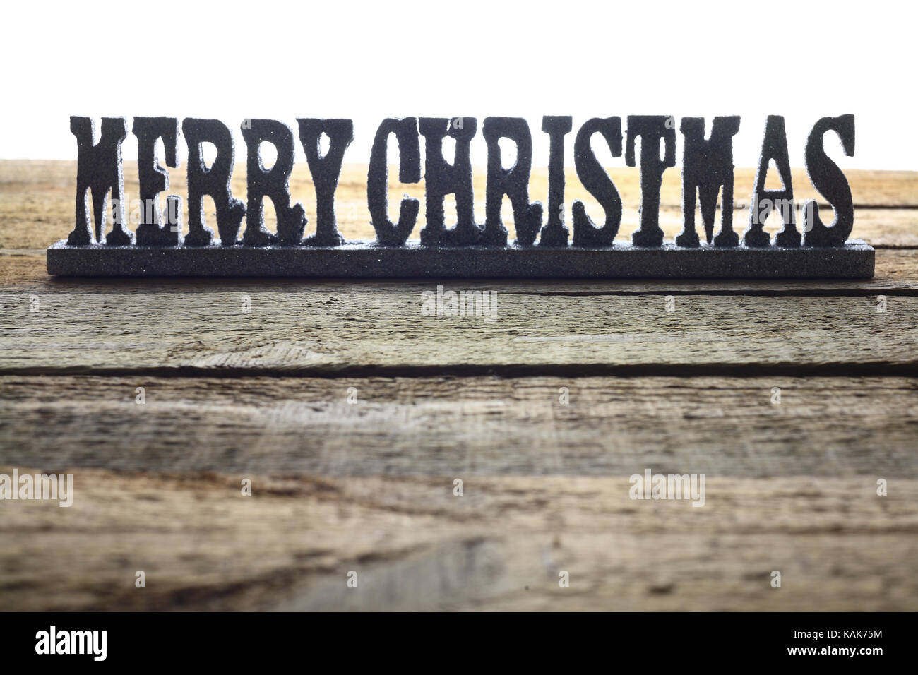 Decorazione di natale su sfondo di legno Foto Stock