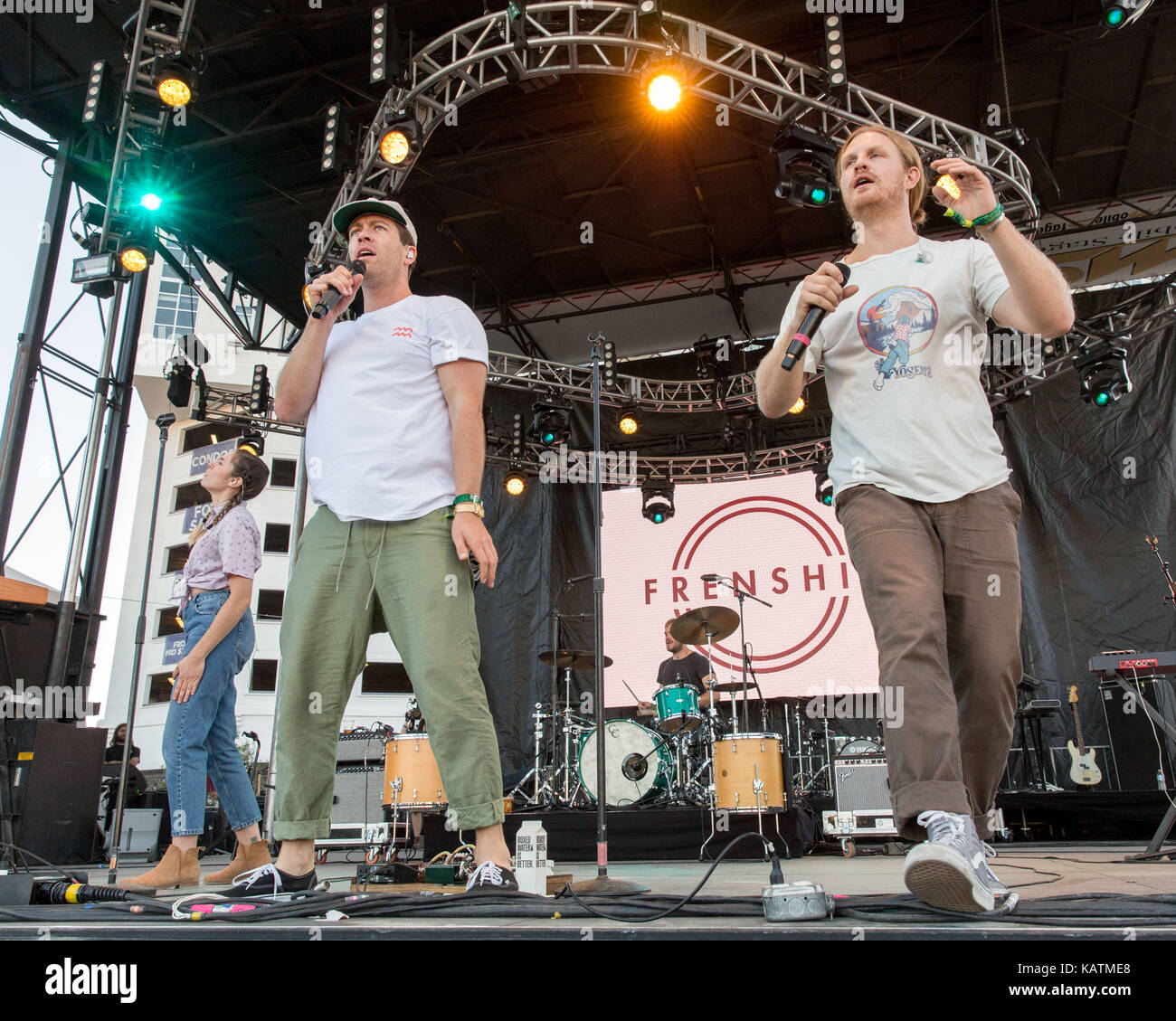 Las Vegas, Nevada, USA. 24Sep, 2017. brett hite e james sunderland di frenship durante la vita è bella music festival di Las Vegas, Nevada credit: Daniel deslover/zuma filo/alamy live news Foto Stock