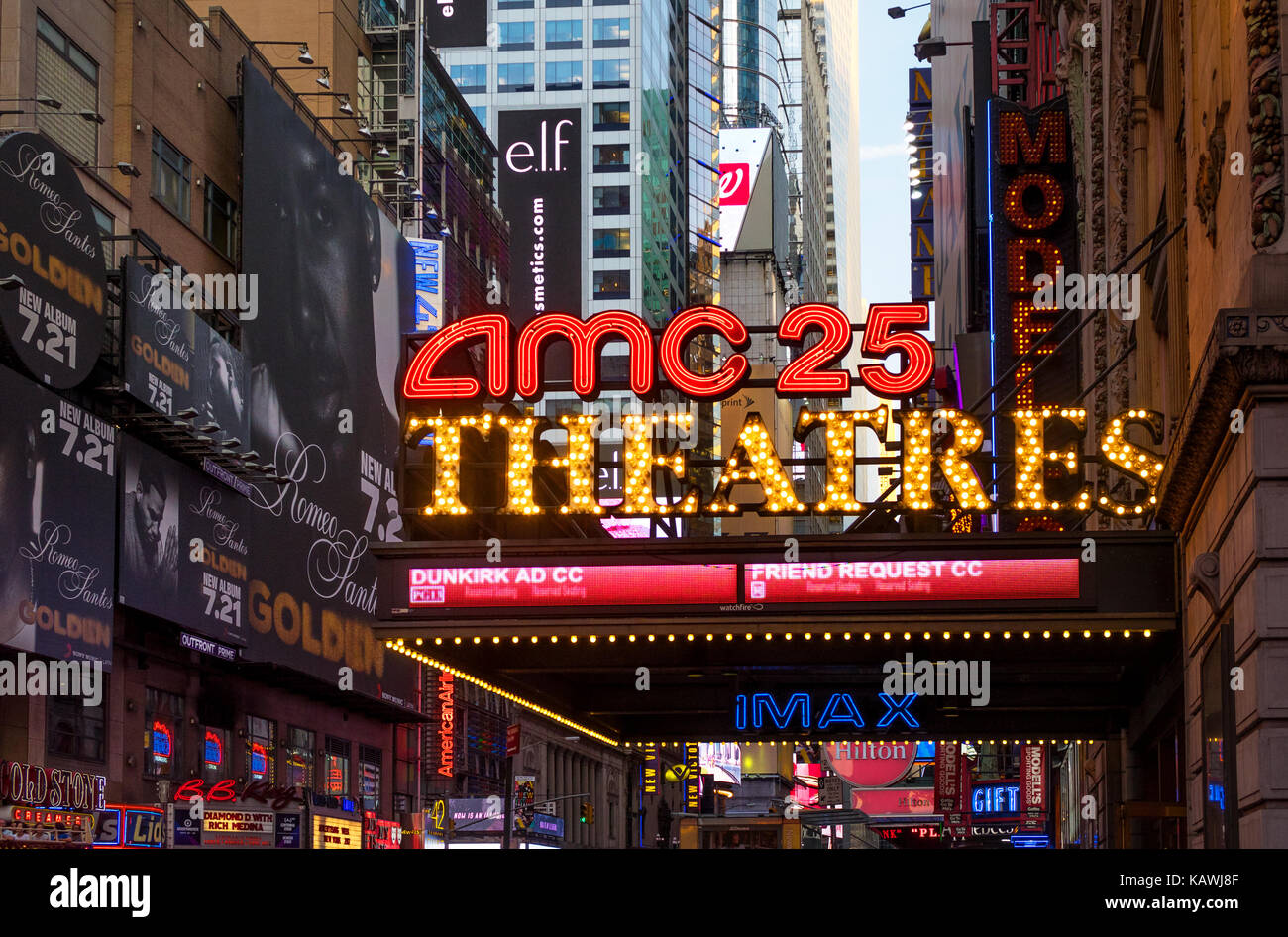AMC 25 sulla 42nd Street a New York City Foto Stock