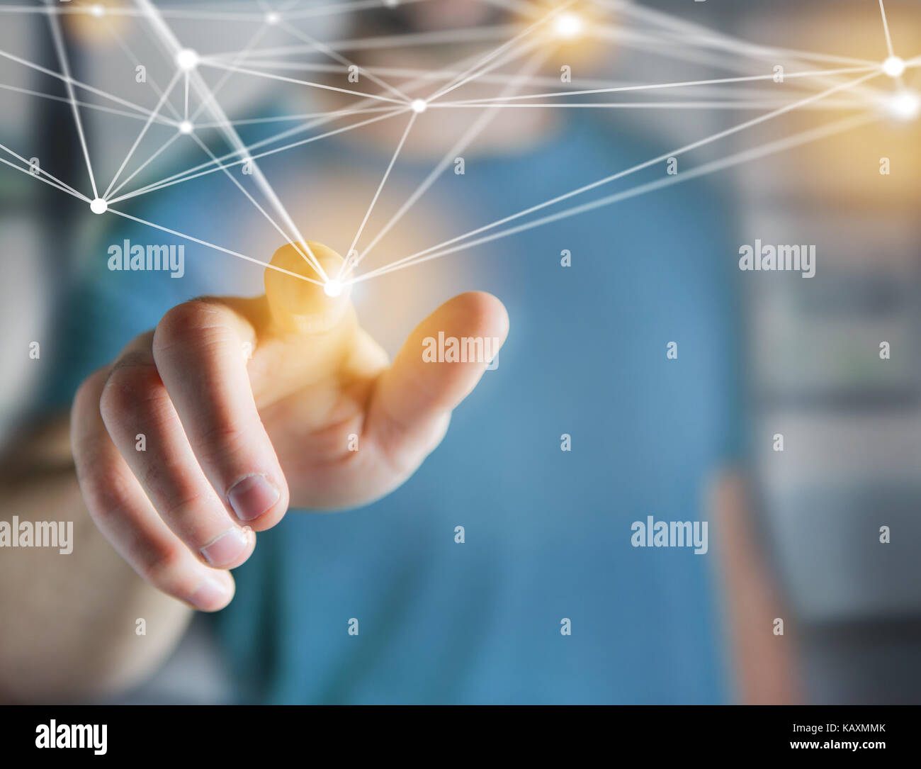 Vista di un sistema operativo web schermo e connessione di rete visualizzato su un interfaccia- dispositivo concetto di connessione Foto Stock