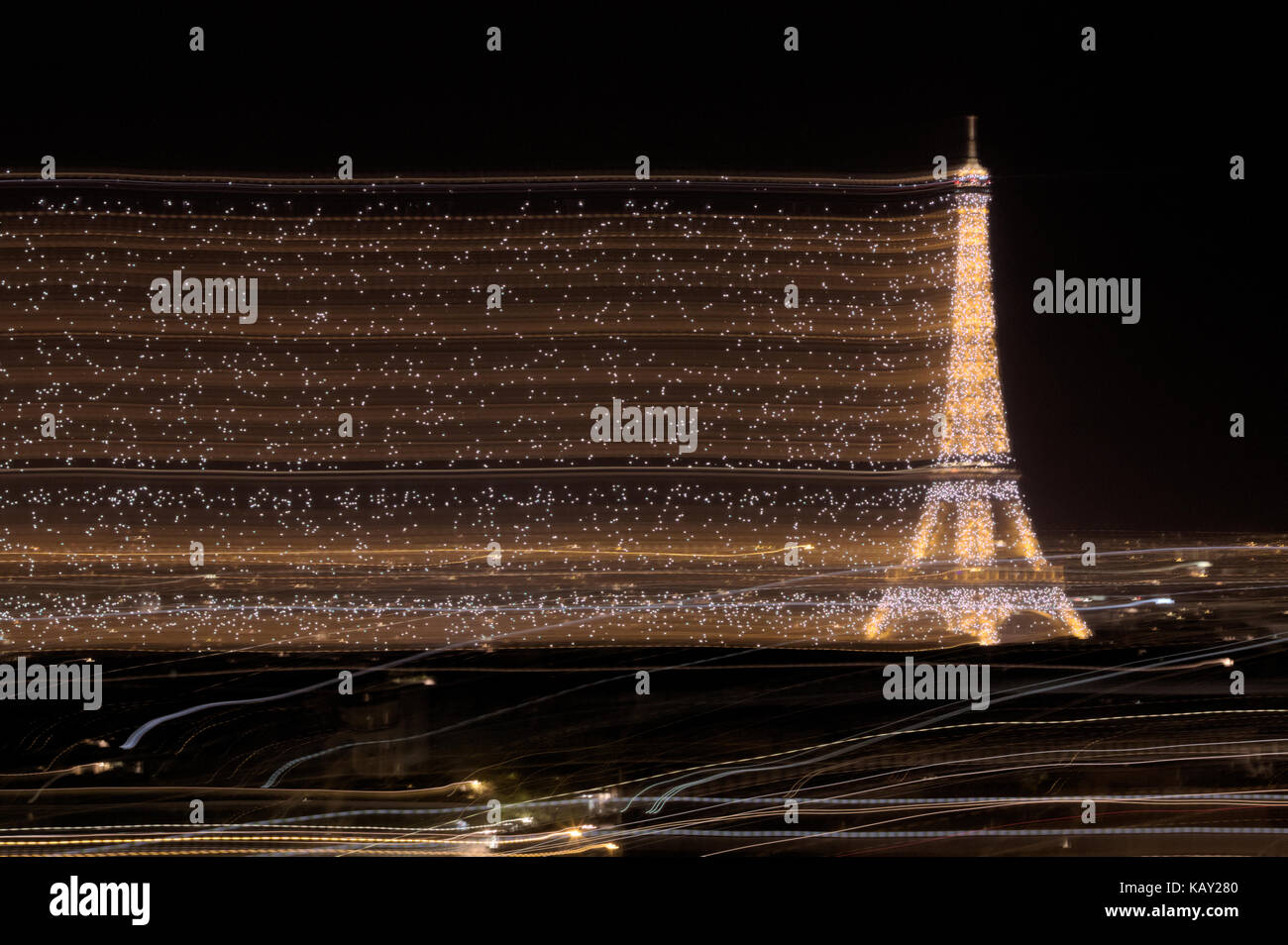 Tour en tournée - torre eiffel frizzante e scappare di notte Foto Stock