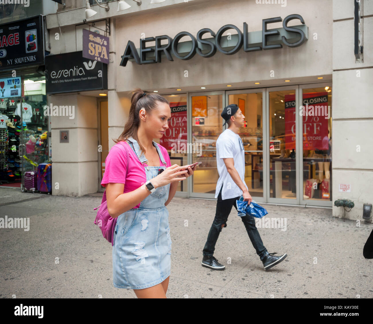 A presto per essere chiuso aerosoles donna negozio di scarpe a new york  venerdì, 15 settembre 2017. aerosoles ha archiviato per il capitolo 11  fallimento di protezione prevede di chiudere la maggior