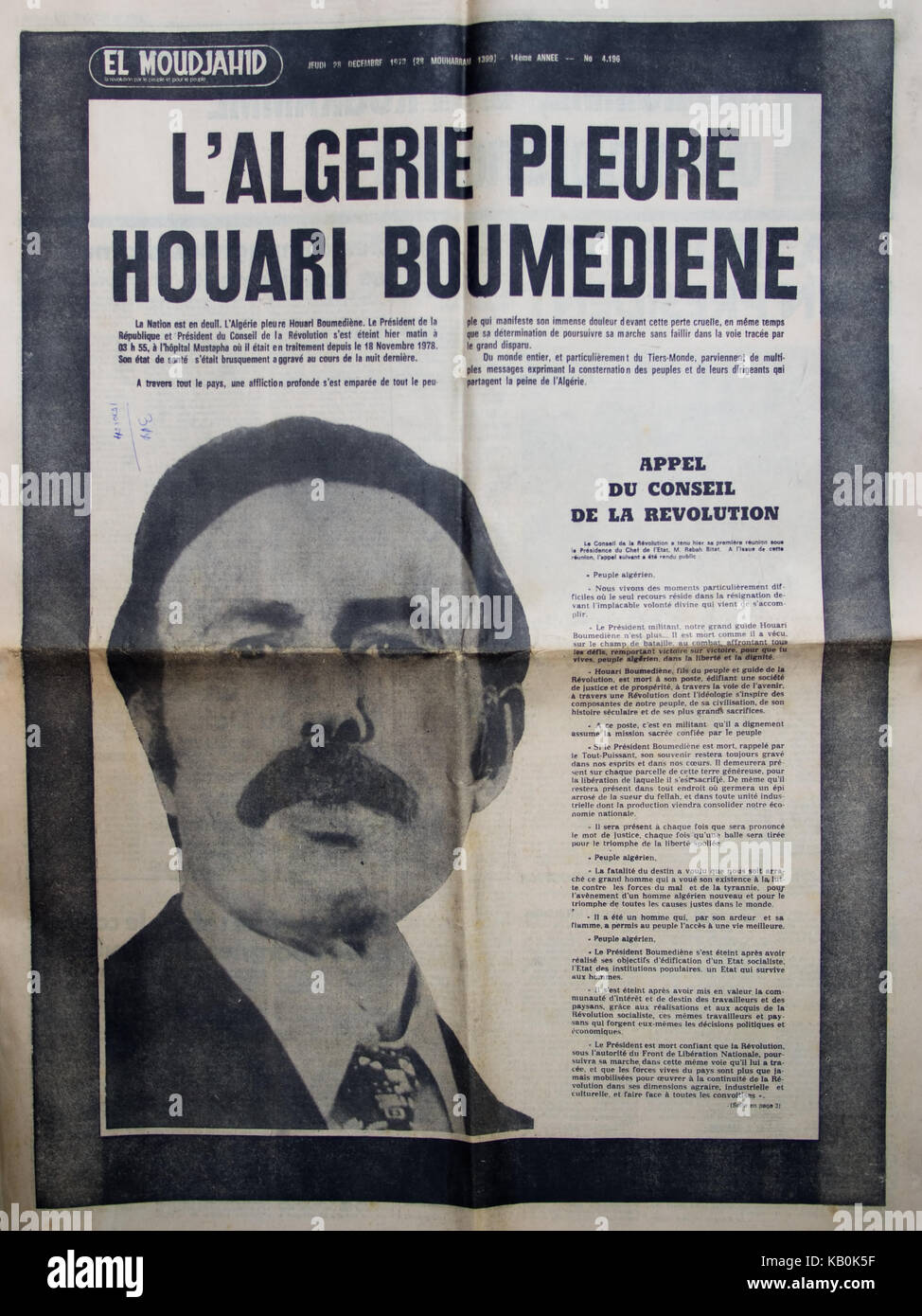 Foto del giornale originale da Algeria, coprendo la morte del presidente boumediene 28 dicembre 1978. Foto Stock