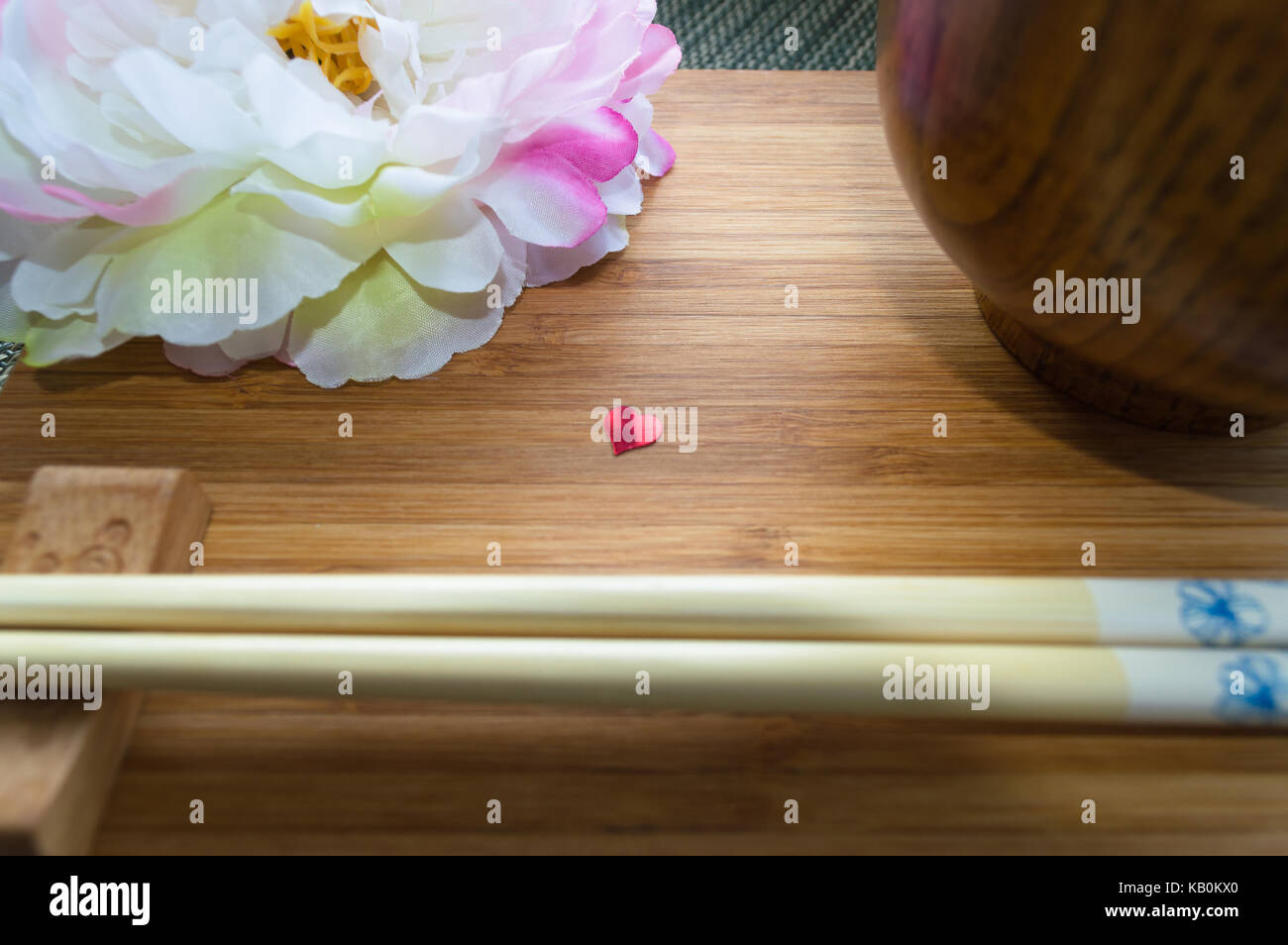 In stile giapponese, usura tabella piccolo cuore Foto Stock