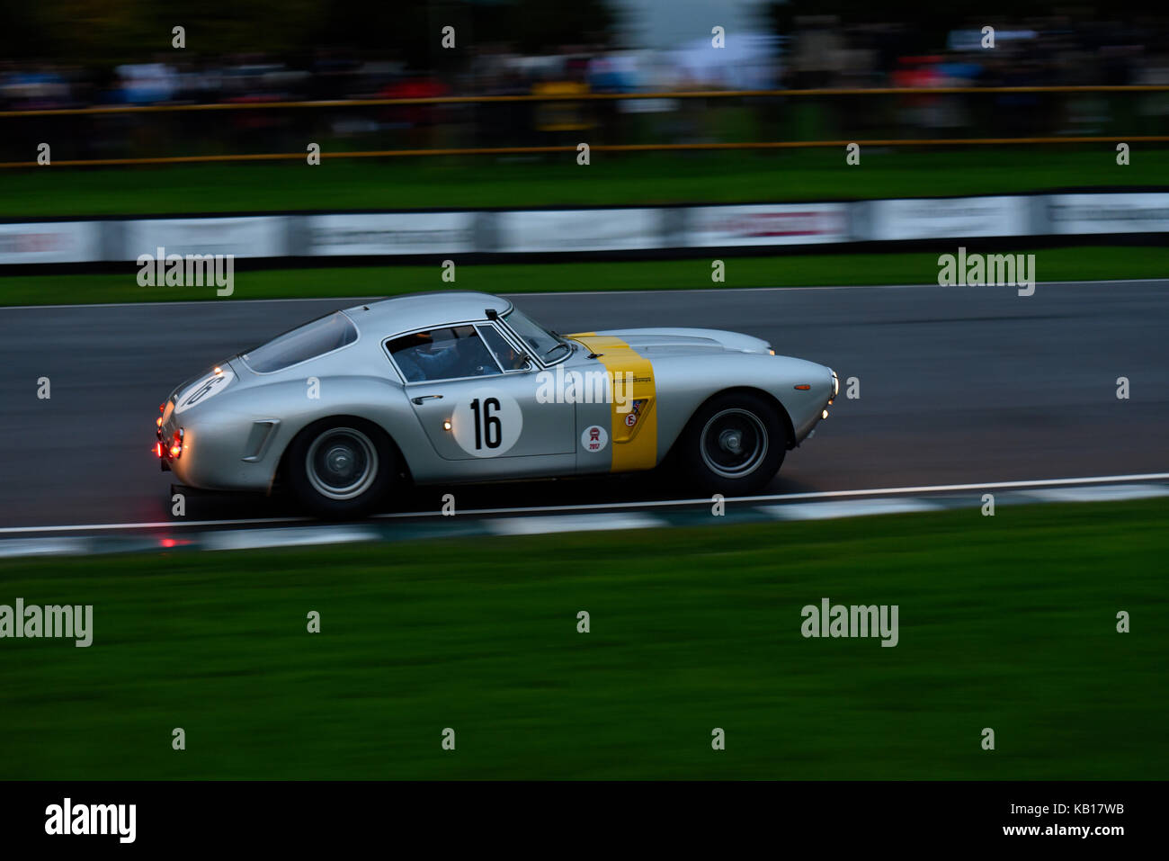 1961 Ferrari 250 GT SWB di proprietà di Arnold Meier che gareggia nel Kinrara Trophy al Goodwood Revival 2017 Foto Stock