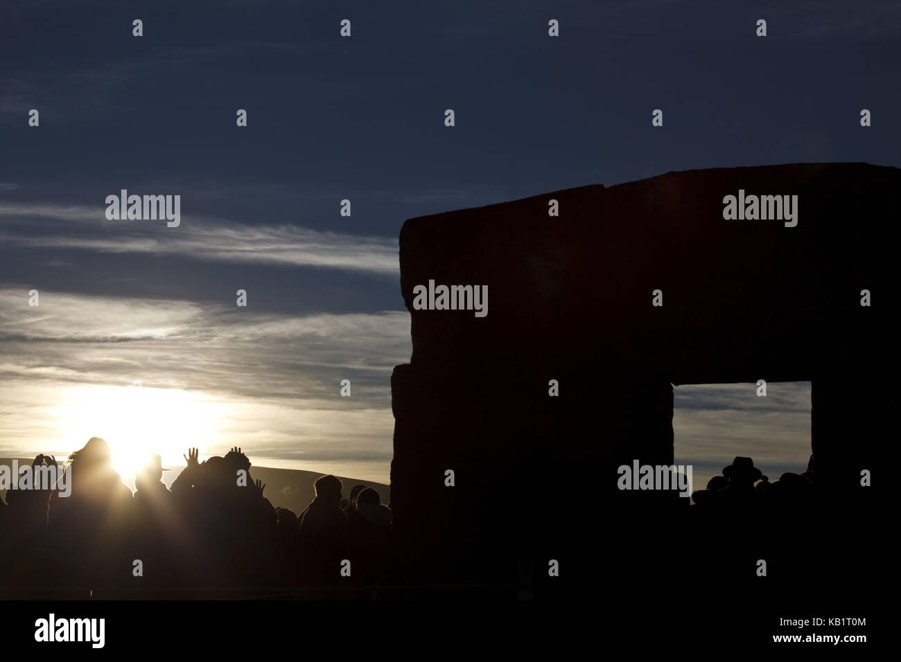 Bolivia, tiahuanaco, pre-ispanici rovine, sun gate, andines anno nuovo festival, saluto del sole, Foto Stock