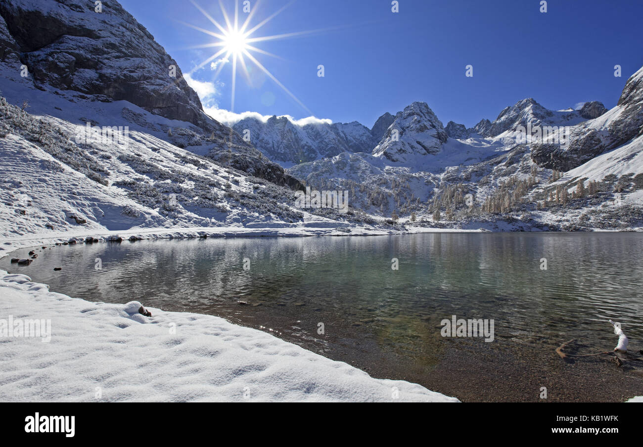 Austria, Tirolo, gamma di Mieming, seebensee, orientale punto di semolino, anteriore scorpion fish, wamperter schrofen, Foto Stock