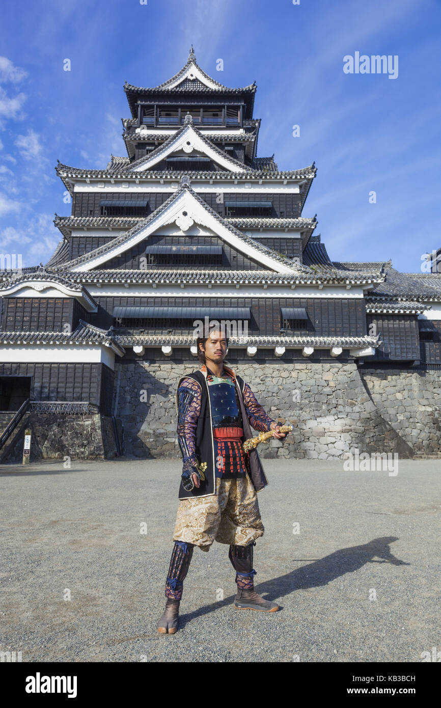 Giappone, kyushu, kumamoto, il Castello di Kumamoto, sveglio soldato all'ingresso, Foto Stock