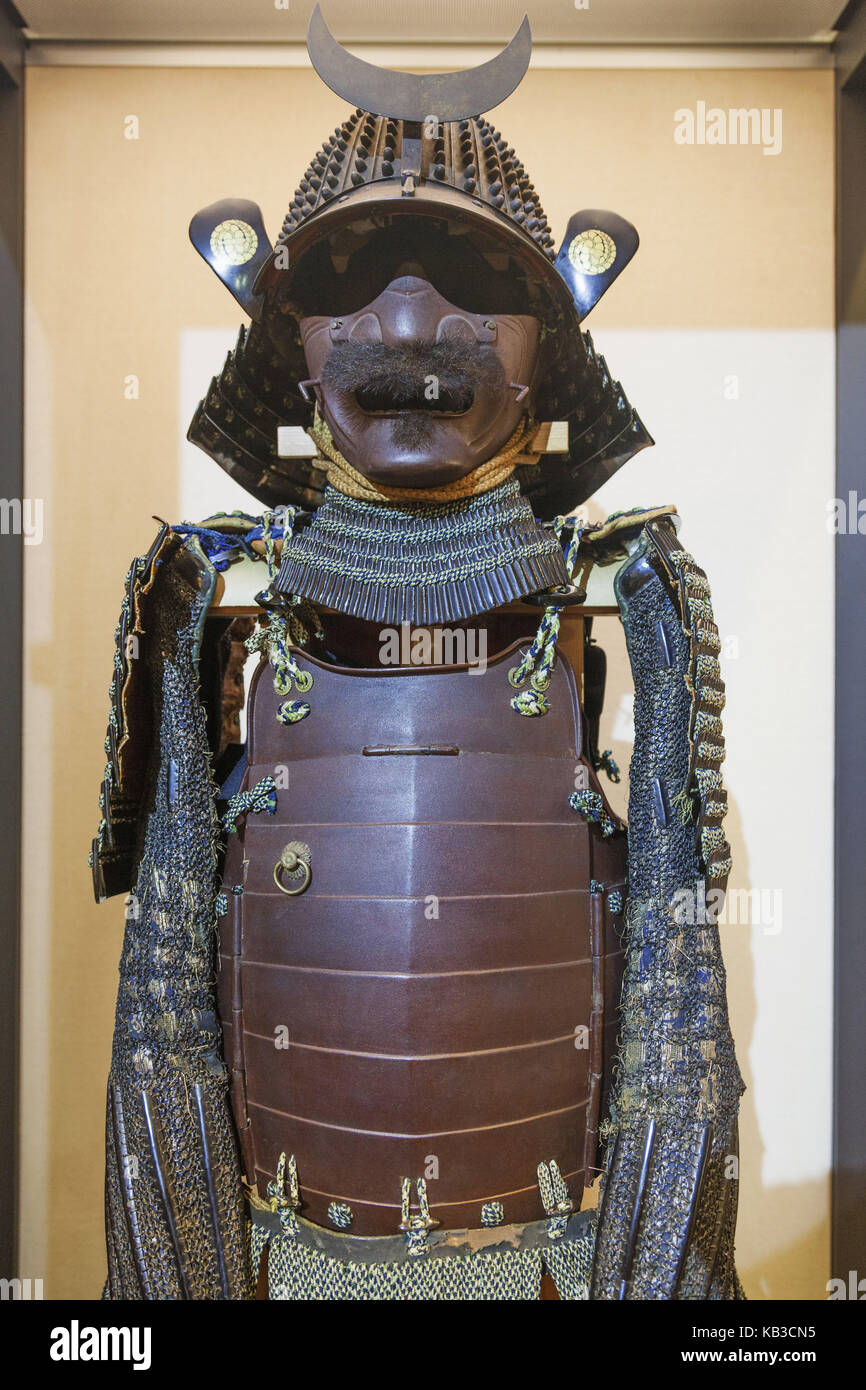 Giappone, Honshu, Aichi, Nagoya, il Castello di Nagoya, mostre, storia, casco e armamento di un guerriero, Foto Stock