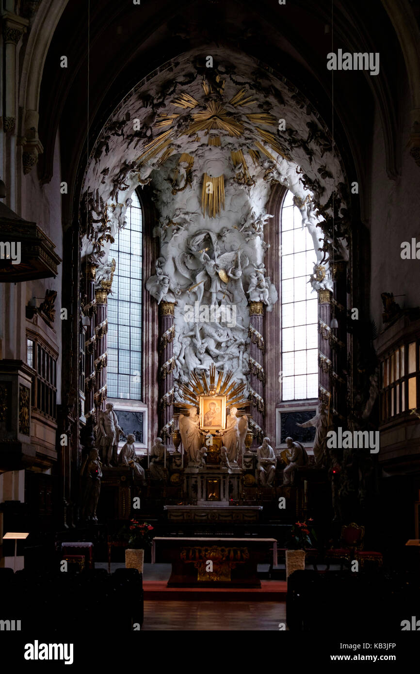 Altare della chiesa di San Michele a Vienna, Austria, Europa Foto Stock