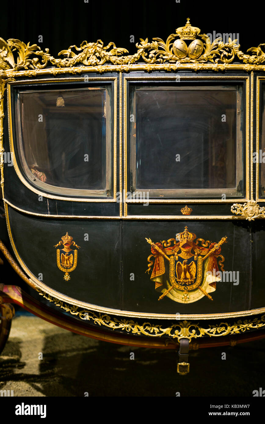 Il Belgio, Bruxelles, Autoworld, uno dei più grandi musei automobilistici in Europa, francese-costruito 1852, berline de gala, carrosserie ehrler, carrozza trainata da cavalli Foto Stock