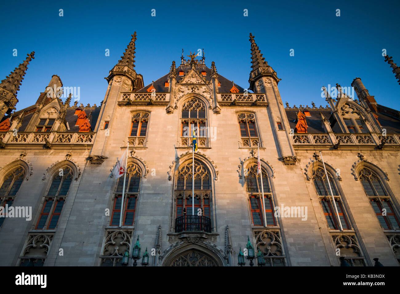 Belgio, bruges, MARKT, provinciaal hof ex palazzo del governo, sunset Foto Stock