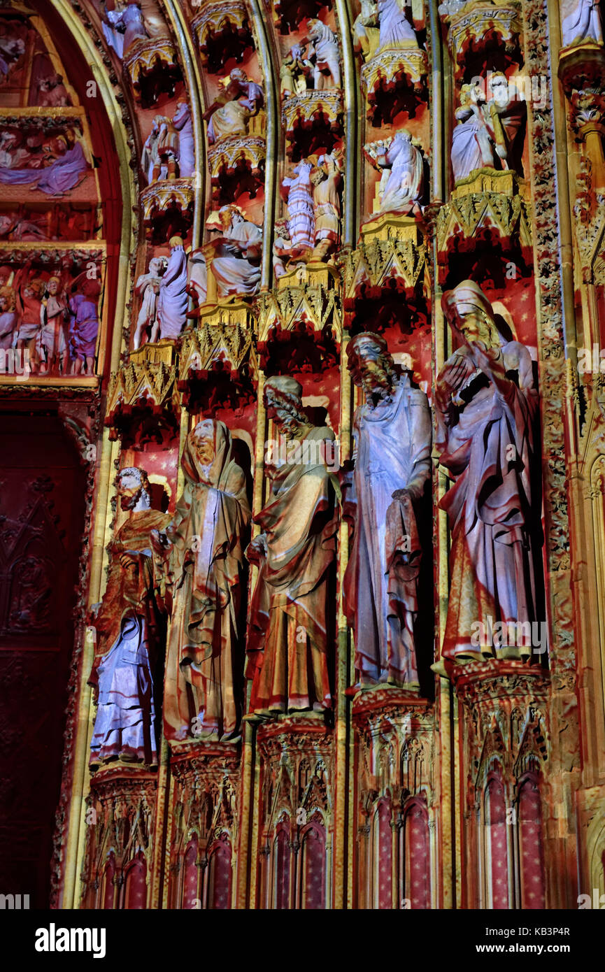 Francia, Bas Rhin, Strasburgo, città vecchia sono classificati come patrimonio mondiale dall'UNESCO, la cattedrale di Notre Dame, la facciata occidentale, estate 2015 spettacolo di luci e suoni Foto Stock