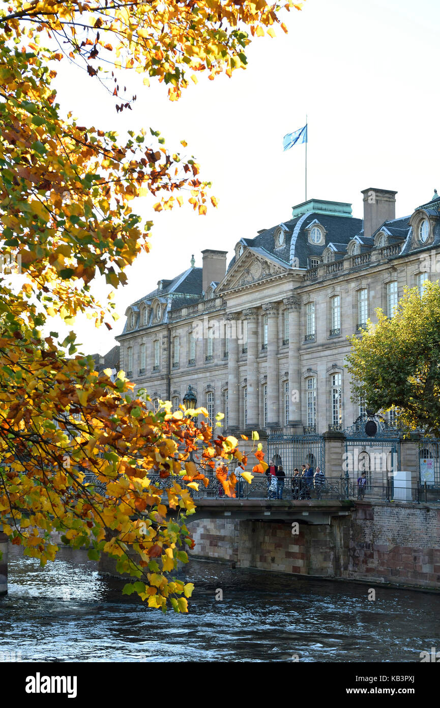 Francia, Bas Rhin, Strasburgo, città vecchia elencati come patrimonio mondiale dall UNESCO, il Palais des Rohan, che ospita il Museo di Arti Decorative, di Belle Arti e archeologia Foto Stock