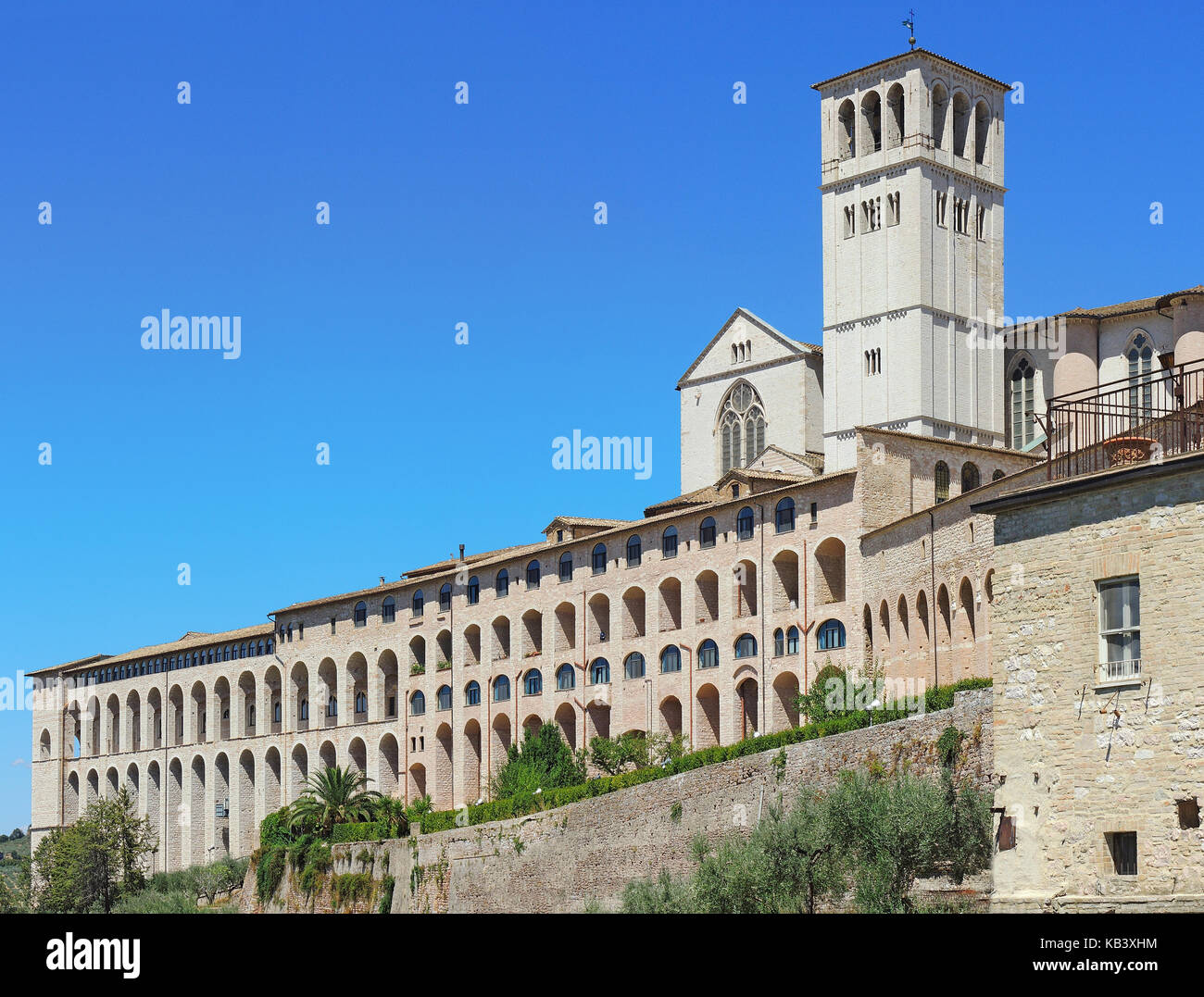 Assisi, Italia, una delle più belle piccole città d'Italia. la basilica e il Sacro Convento di San Francesco Foto Stock