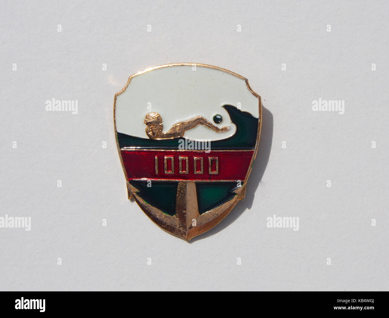 Un premio di nuoto badge di popolazioni cinesi Liberation Army Navy (piano) Foto Stock