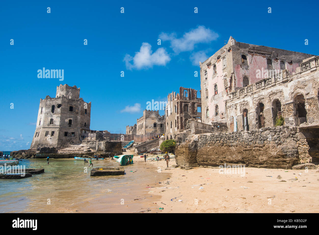 Il vecchio porto italiano con il suo faro, Mogadiscio, Somalia, Africa Foto Stock