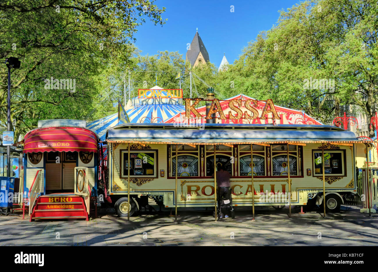 Colonia, Germania - 8 maggio : roncalli circus in un parco nel maggio 8, 2016. Foto Stock