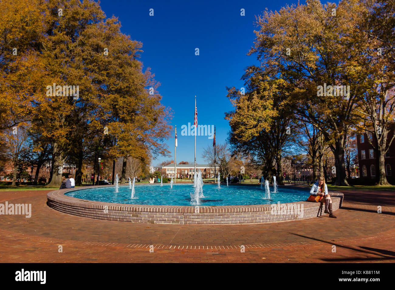 Scott Plaza e fontana Fonville a Elon University in Elon, North Carolina. Una parte della centrale di Quad. Foto Stock