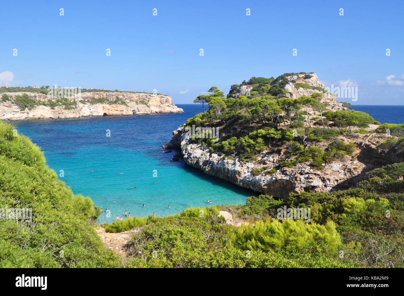 Vista sulla spiaggia di Calo des Moro sull'isola di Maiorca Baleari in Spagna Foto Stock