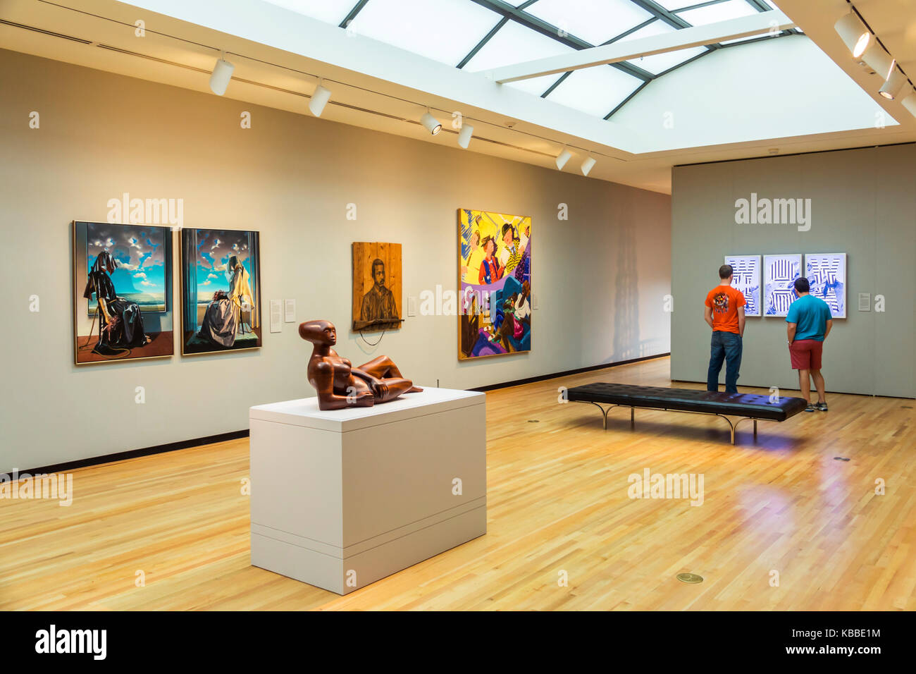 Norfolk Virginia,Chrysler Museum of Art,moderno,contemporaneo,pittura,mostra collezione mostra,scultura,galleria gallerie,interno,adulto a. Foto Stock