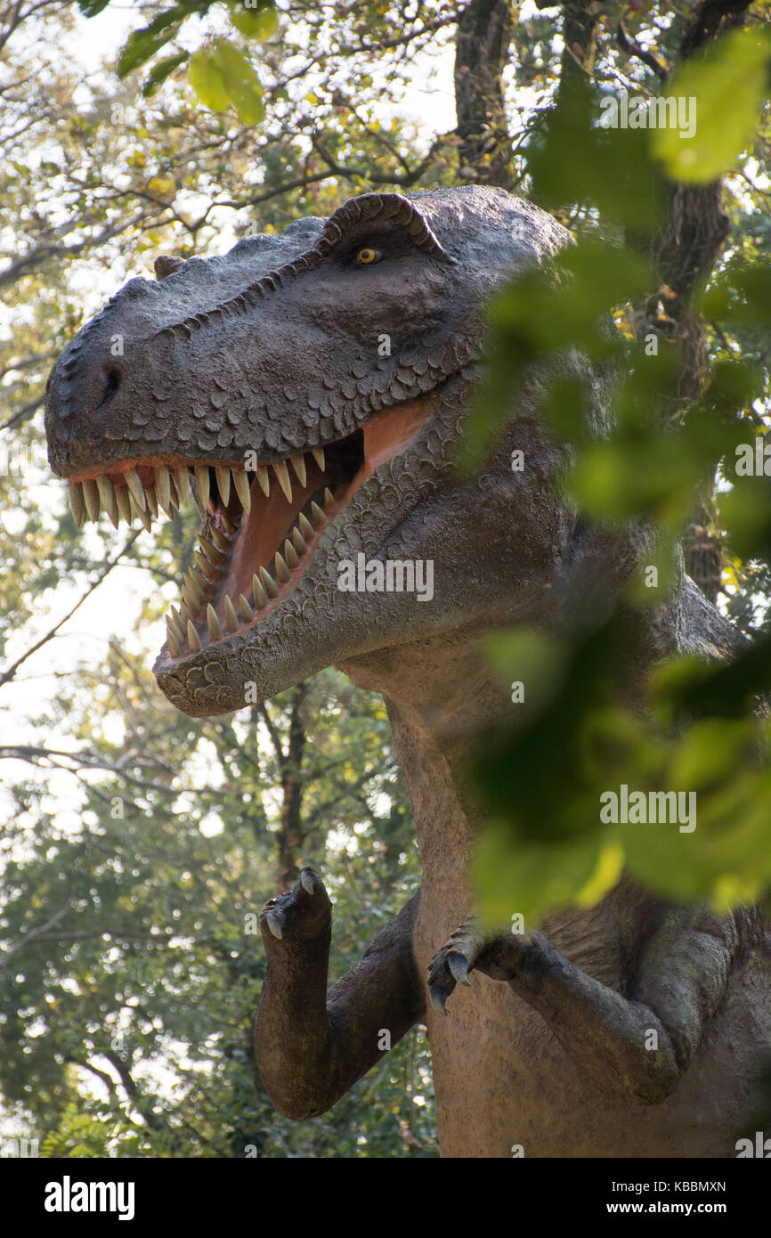 Tyrannosaurus rex nella natura selvaggia Foto Stock