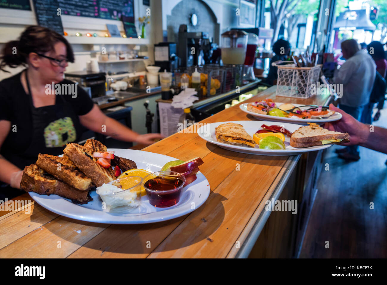 Richmond Virginia, distretto di Shockoe Slip, Urban Farmhouse Market & Cafe, ristorante ristoranti, ristoranti, ristoranti, ristoranti, caffè, caffetteria, ristoranti, colazione, brunc Foto Stock