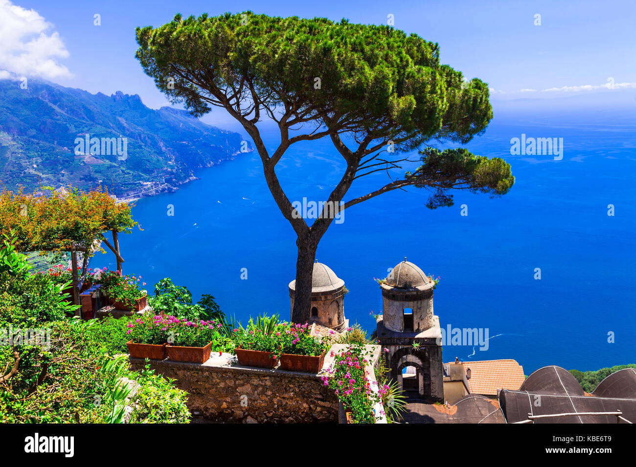 Il pittoresco Ravello - splendida Costiera amalfitana d'Italia Foto Stock