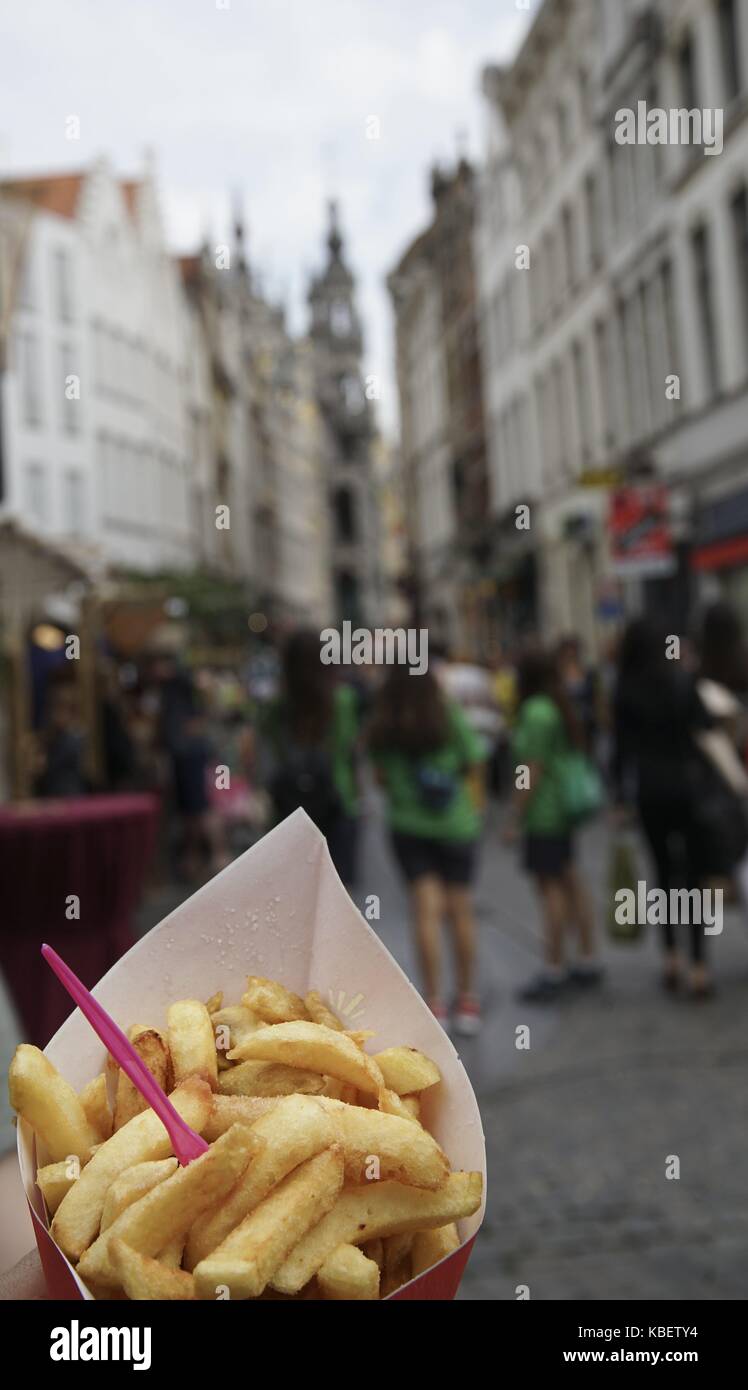 Fries rank come specialitie culinarie a Bruxelles - come il cioccolato, waffles o birra. (07 luglio 2016) | utilizzo in tutto il mondo Foto Stock