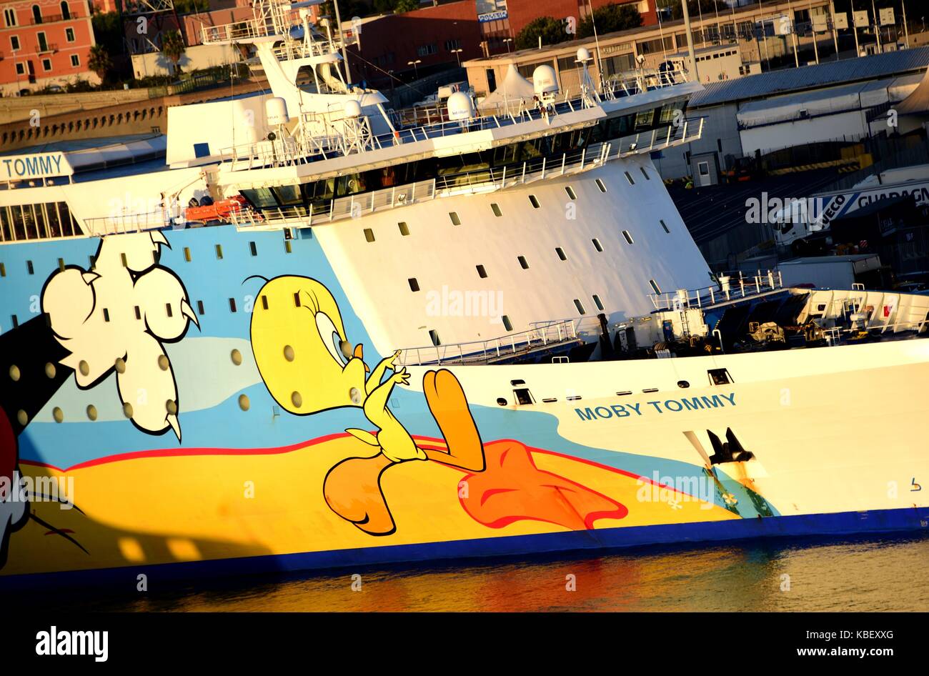 Ferry boat 'Moby tommy' al Porto di Civitavecchia (Italia), 18 luglio 2017. | Utilizzo di tutto il mondo Foto Stock