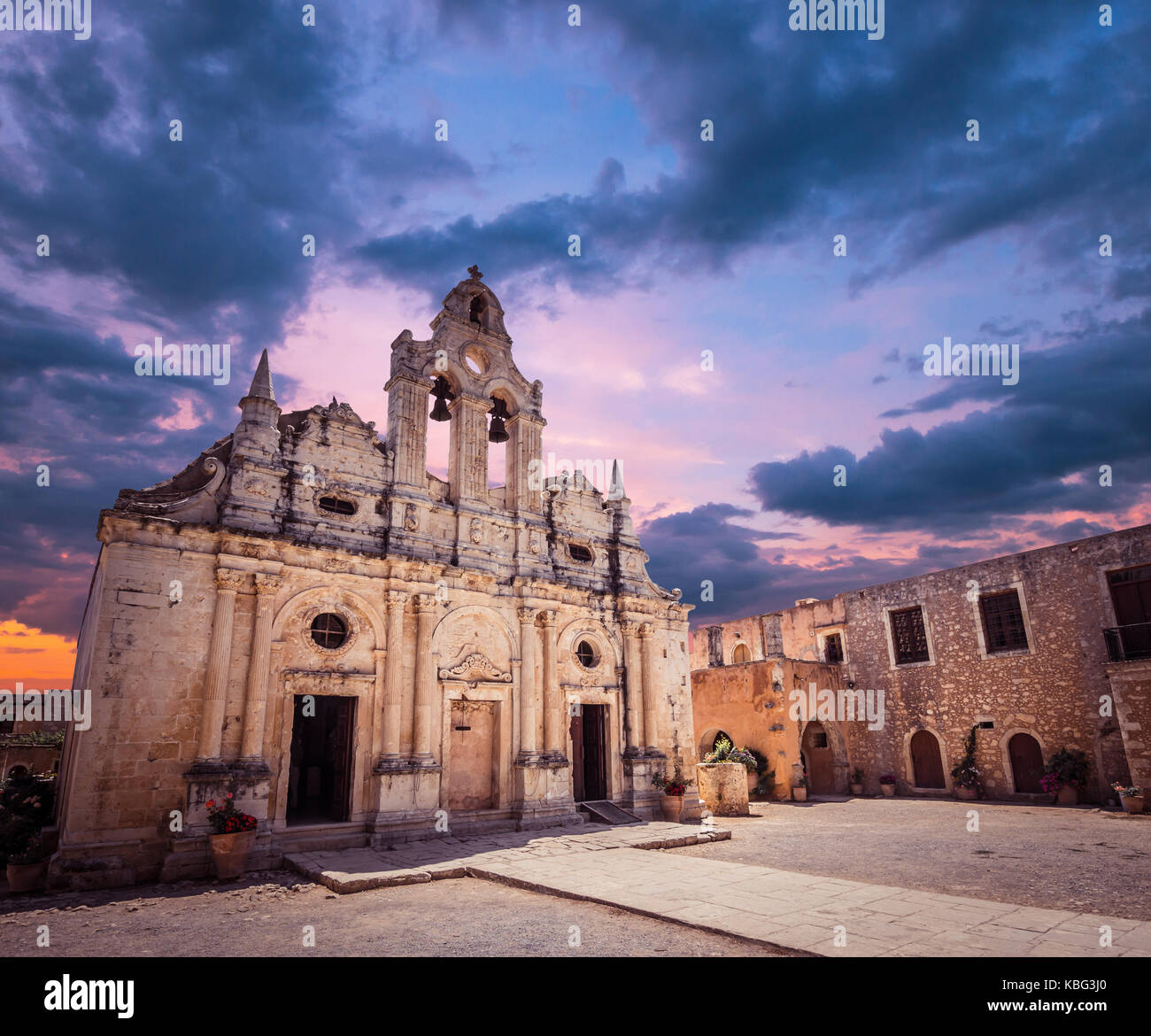 Arkadi monastero sull'isola di Creta, Grecia. Ekklisia Timios Stavròs - Moni Arkadiou in greco. Si tratta di un veneziano chiesa barocca. Foto Stock