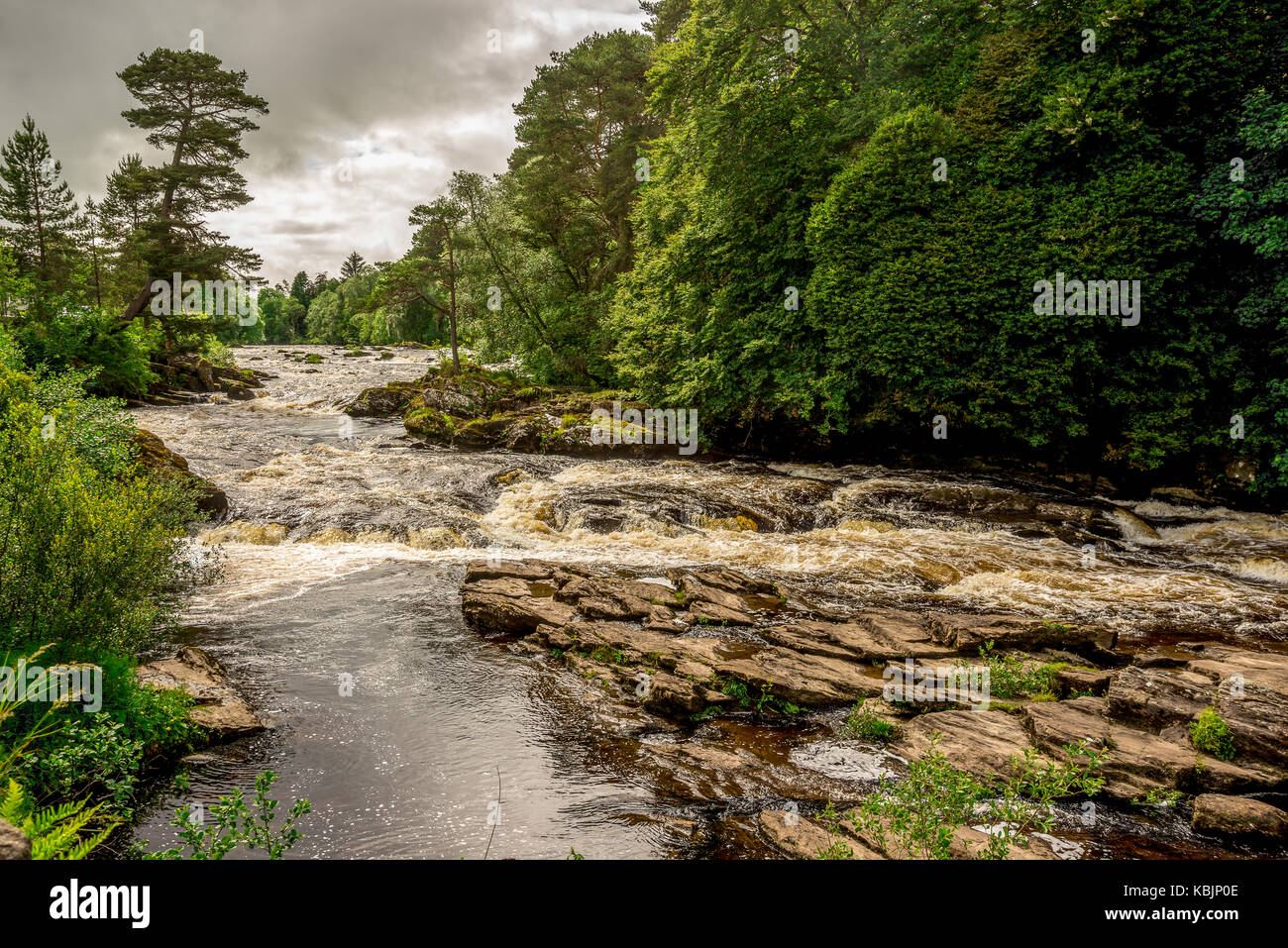 Cascate del Fiume dochart in loch lommond e il Trossachs national park, Scozia centrale Foto Stock