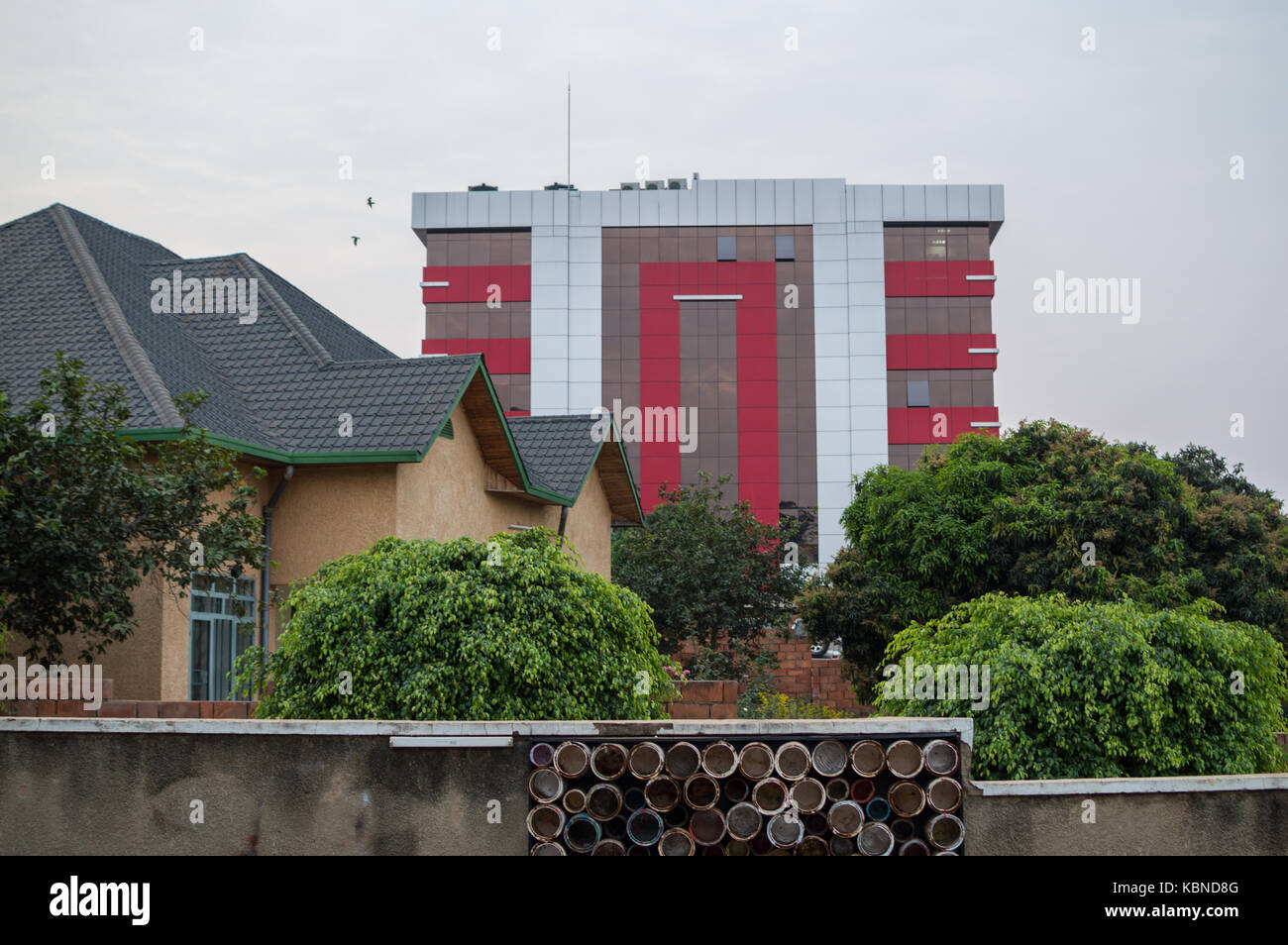 Edificio residenziale e uffici a Kigali, Ruanda Foto Stock