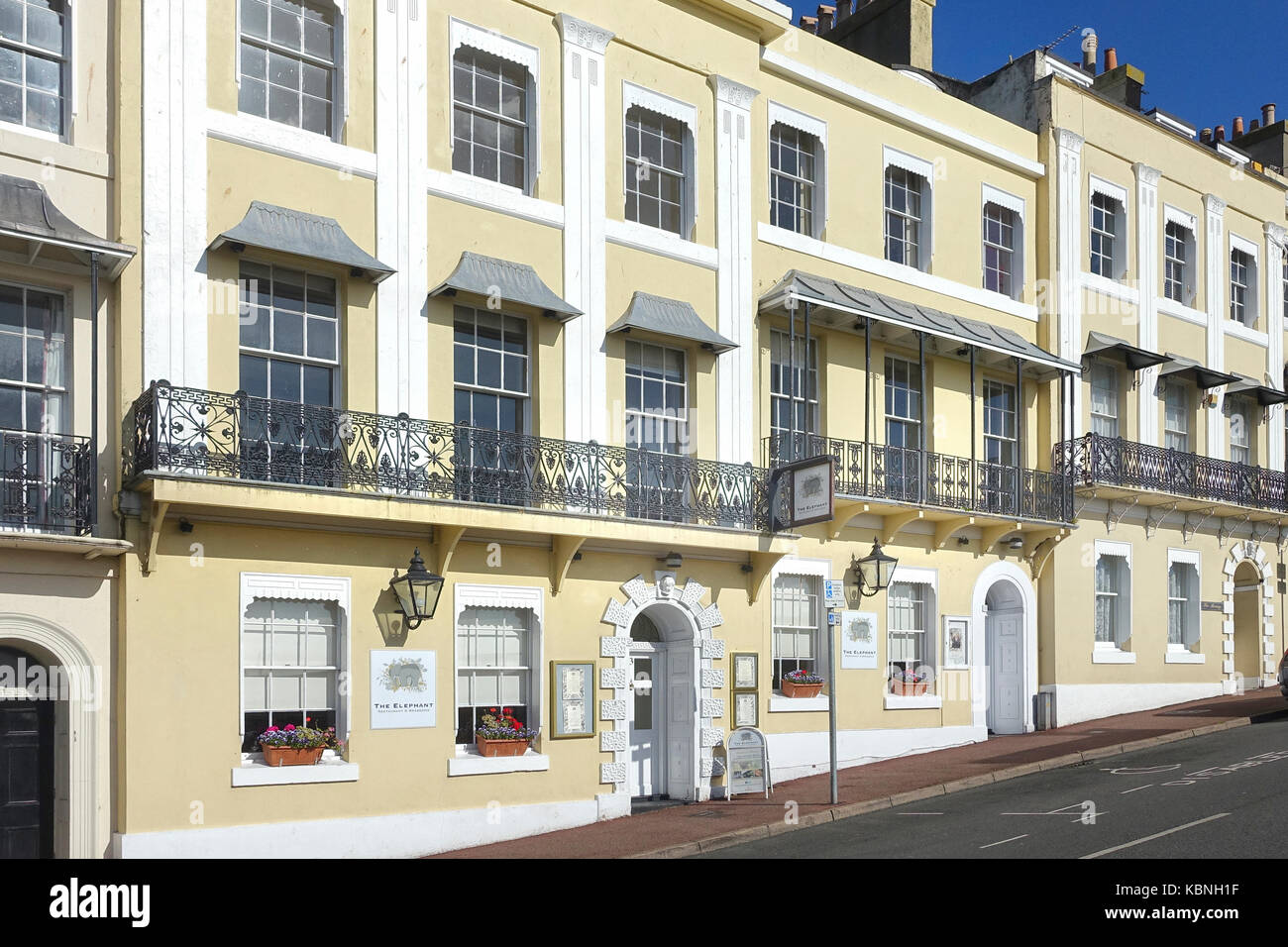 The Elephant, Un ristorante stella Michelin sulla terrazza Regency / Georgian, Beacon Hill, Torquay, Devon, Regno Unito Foto Stock